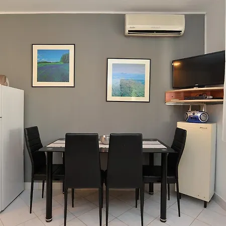 Mario 2060 Apartment Pula