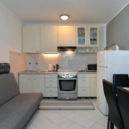 Mario 2060 Apartment