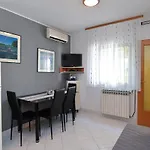 Mario 2060 Pola